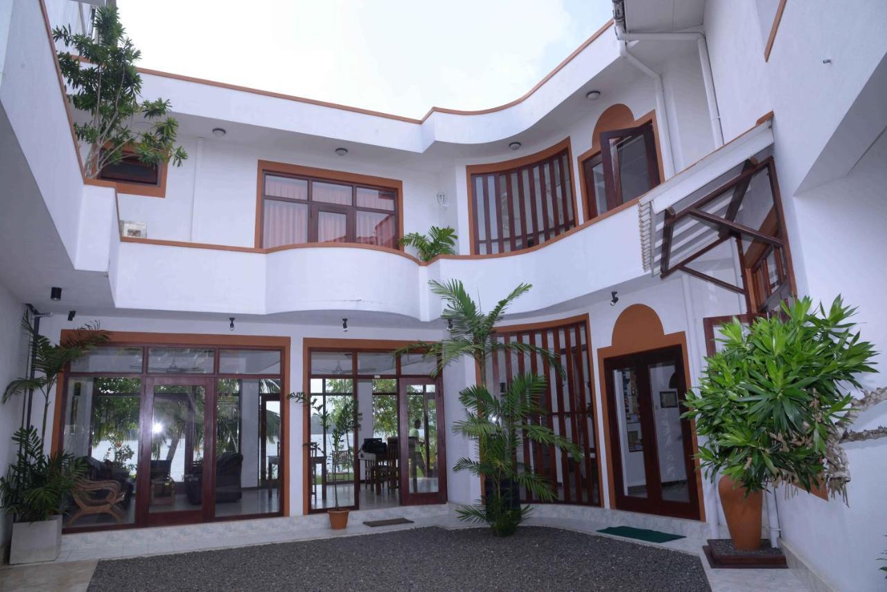 Riverside Inn Fuji Bentota Dış mekan fotoğraf