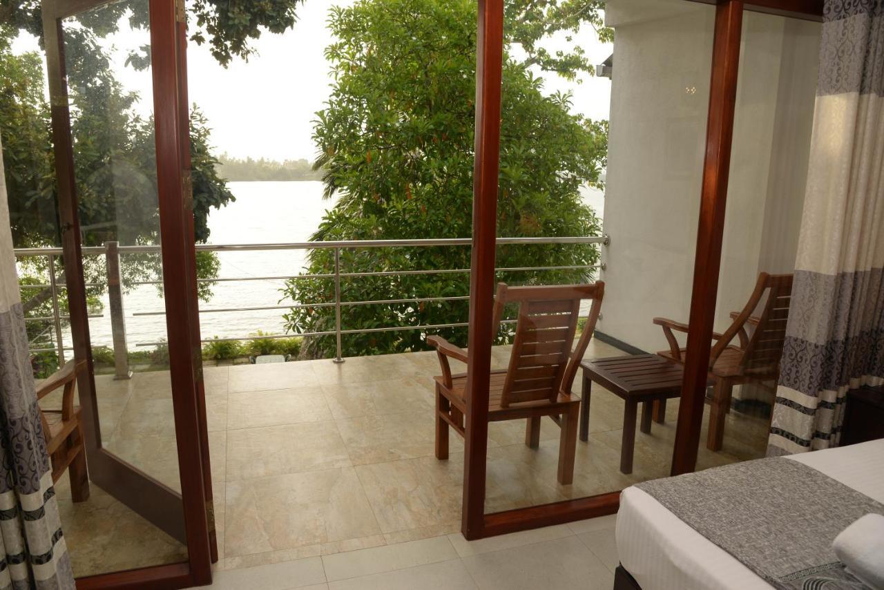 Riverside Inn Fuji Bentota Dış mekan fotoğraf